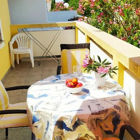 公寓 Lucica 2 维尔